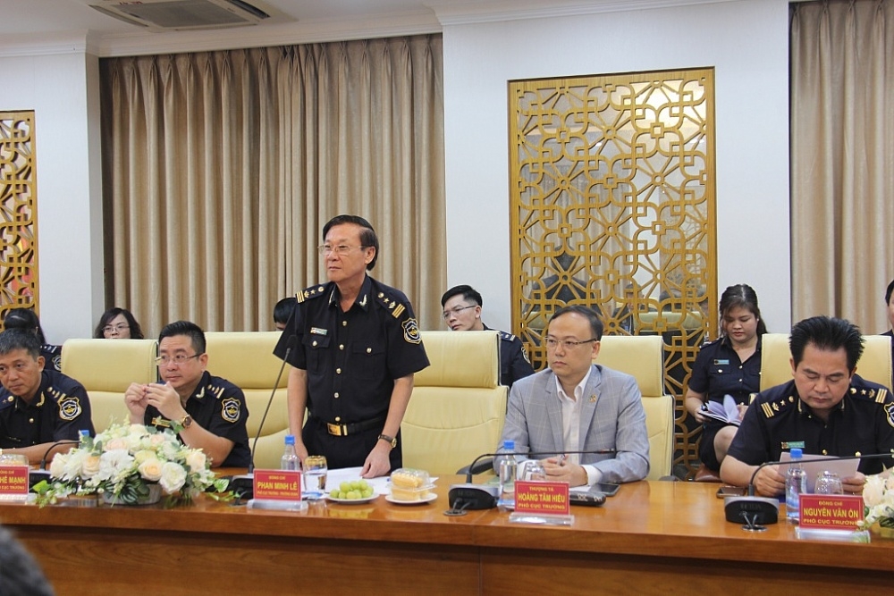 Vietnam Customs shares experience in combating drugs with Thai delegation