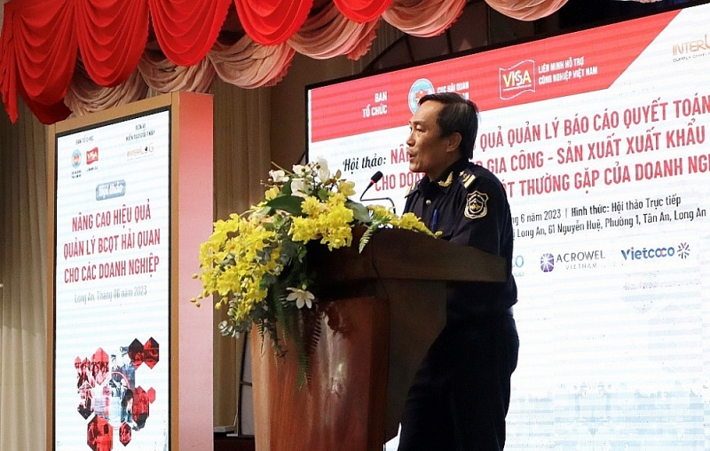 Deputy Director of Long An Customs Department Nguyen Van Khanh delivered the opening speech.