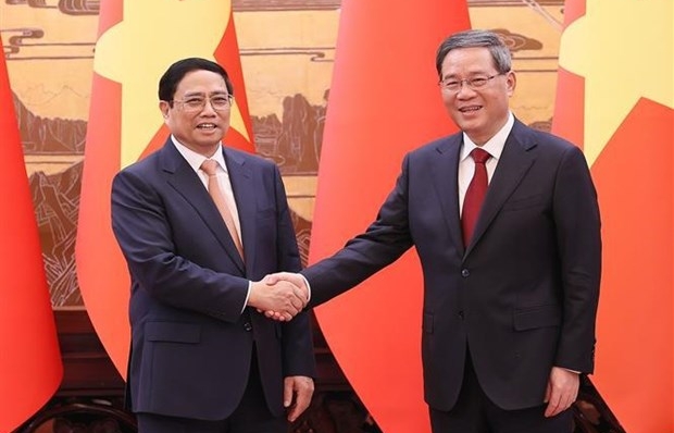 Chinese Premier chairs welcome ceremony for Vietnamese Prime Minister