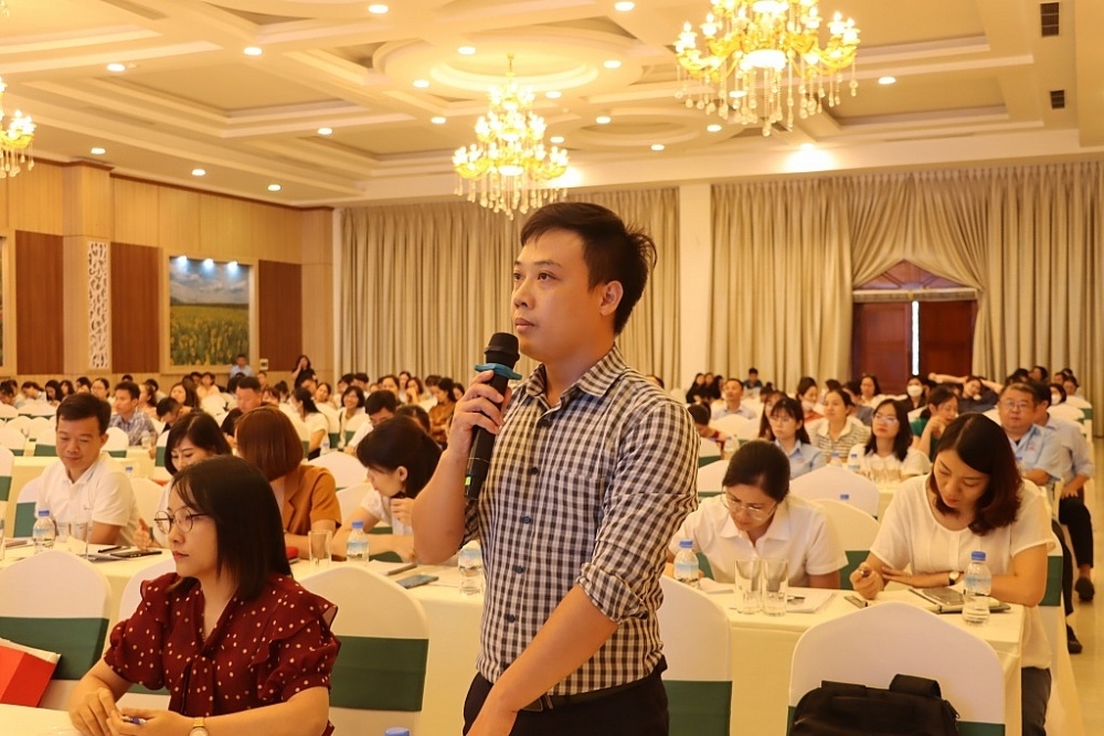Ha Nam Ninh Customs supports enterprises