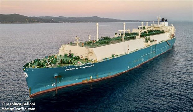 First shipment of liquefied natural gas imported into Vietnam ​ hinh anh 2