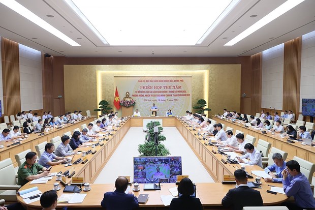 Online administrative reform meetings must reach communal-level administrations: PM hinh anh 2