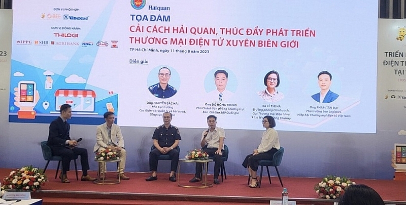 Mr. Do Hong Trung, Deputy Chief of the Standing Office of the National Steering Committee 389 shared about the reality of counterfeit goods and fake goods on e-commerce.