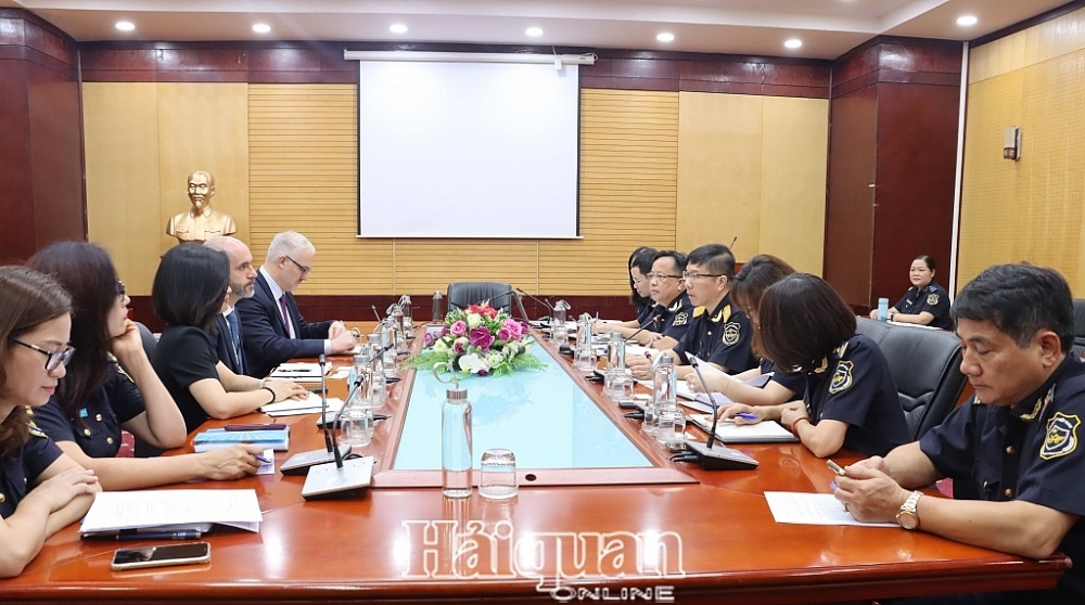 Vietnam Customs promotes cooperation in international law enforcement
