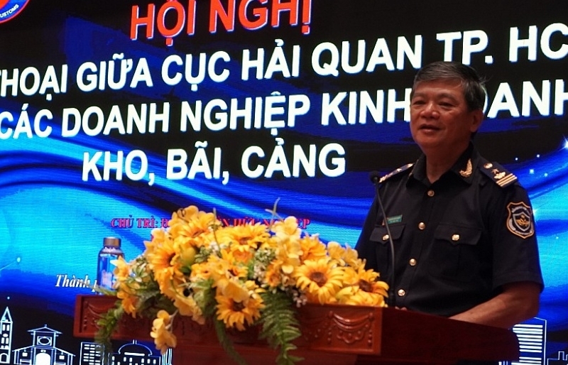HCMC Customs has a dialogue with nearly 70 enterprises dealing in warehouses, yards and ports