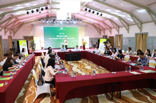 Green credit balance accounts for about 4.2% of total: Central bank hinh anh 1