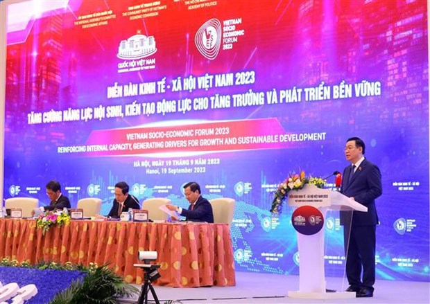 Vietnam Socio-economic Forum 2023 opens hinh anh 2