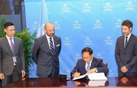 Vietnam becomes one of first nations to sign High Seas Treaty