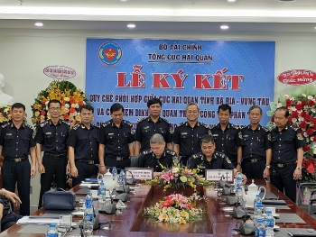 Ba Ria-Vung Tau Customs signs Coordination Regulations with Customs Department of Good Verification