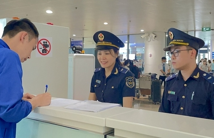 Noi Bai Customs facilitates the prevention of smuggling