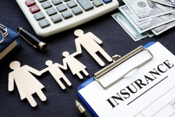 Insurance companies expect "after the rain, comes sunshine"