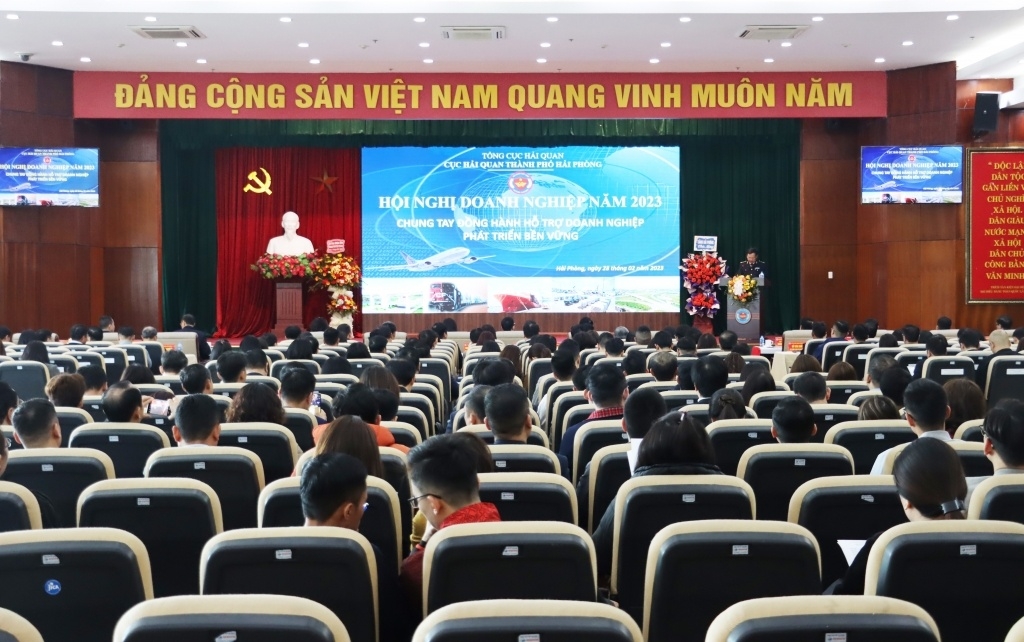 Hai Phong Customs implements solutions to support enterprises
