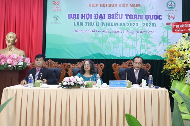 Vietnam’s coconut industry eyes 1 billion USD in export turnover hinh anh 1