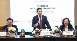 Minister of Finance Ho Duc Phoc chaired the Investment Promotion Conference in the US