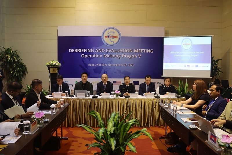 Conference summarizing Mekong Dragon Campaign phase 5 (took place in Hanoi                     on November 21-22). Photo: T.Binh.