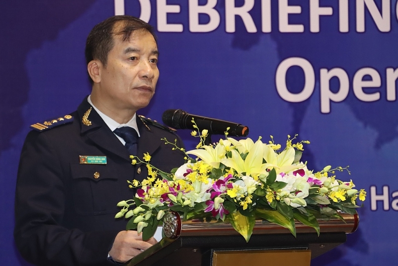 Director of the Anti-Smuggling and Investigation Department (Vietnam Customs) Nguyen Hung Anh spoke at the Conference. Photo: T.Binh.