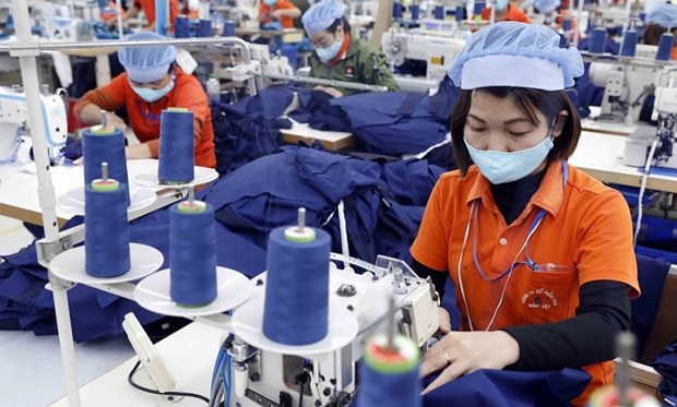 Vietnam targets 44 billion USD in textile, apparel export turnover in 2024: VITAS hinh anh 1