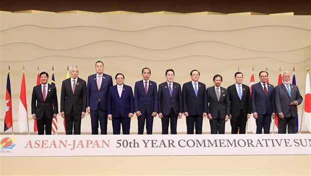 PM wraps up Japan trip for ASEAN-Japan Commemorative Summit hinh anh 1