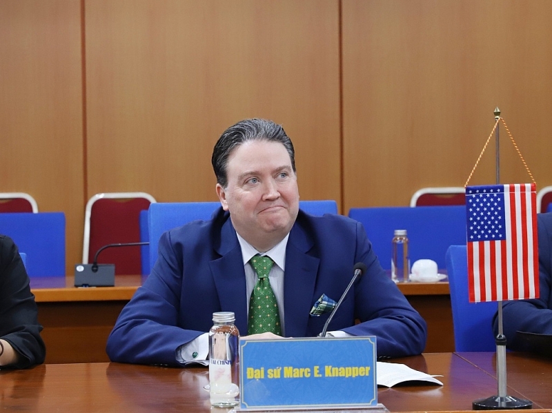US Ambassador Marc E. Knapper speaks at the meeting.