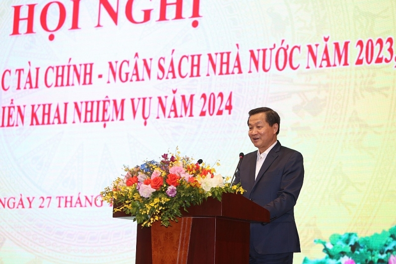 Deputy Prime Minister Le Minh Khai spoke to direct the Conference.