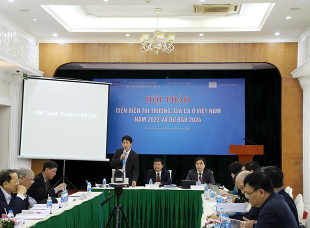 Inflationary pressure to ease in 2024: Economists hinh anh 2