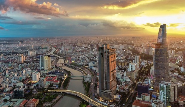Bloomberg gives positive economic outlook for Vietnam in 2024 hinh anh 2