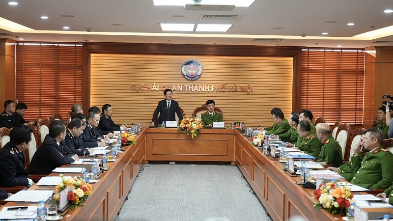 Minister of Finance Ho Duc Phoc highly appreciated the coordination in the fight against drugs between the two forces.