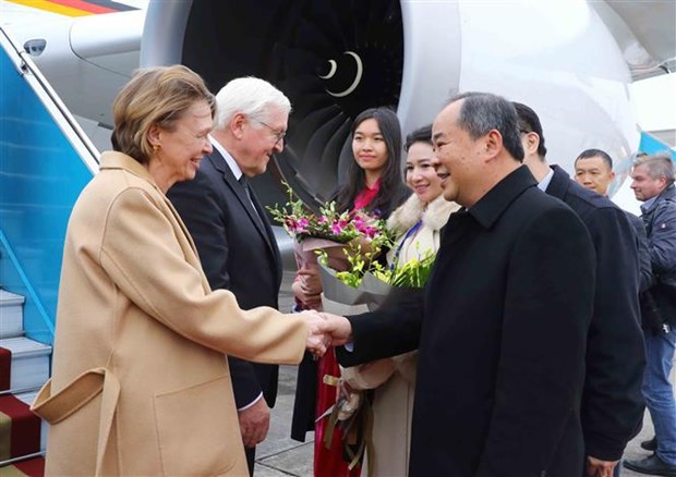 German President arrives in Hanoi, beginning state visit to Vietnam hinh anh 2