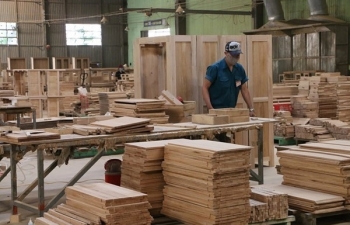 US extends investigations into wooden cabinets from Vietnam