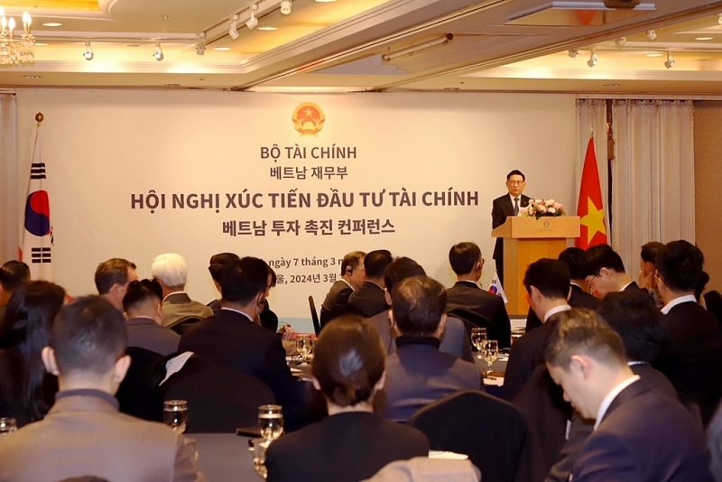 Minister of Finance Ho Duc Phoc delivered the opening speech at the Conference