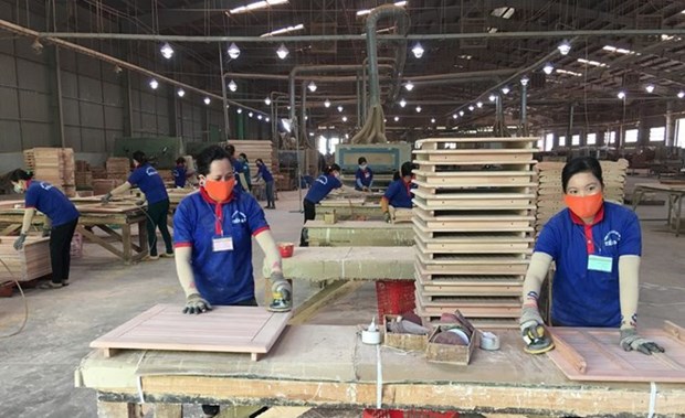 Wood industry aims to export 15.2 billion USD in 2024 hinh anh 1