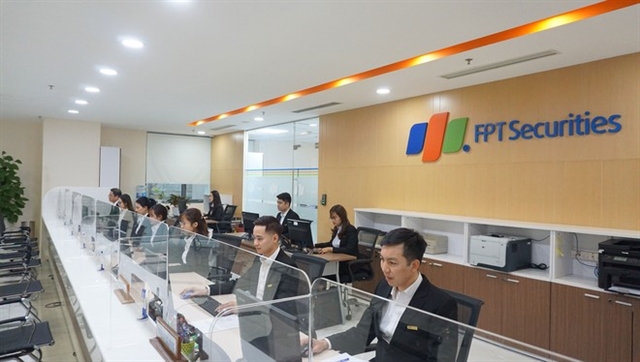 Vietnamese securities companies race to boost capital amid high market demand