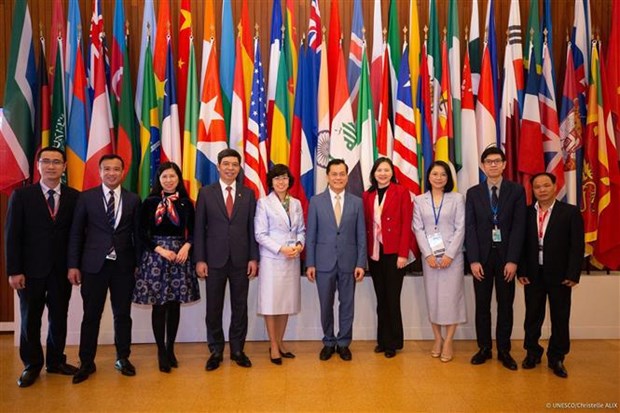 Vietnam pledges to continue contributing to UNESCO’s common affairs hinh anh 1