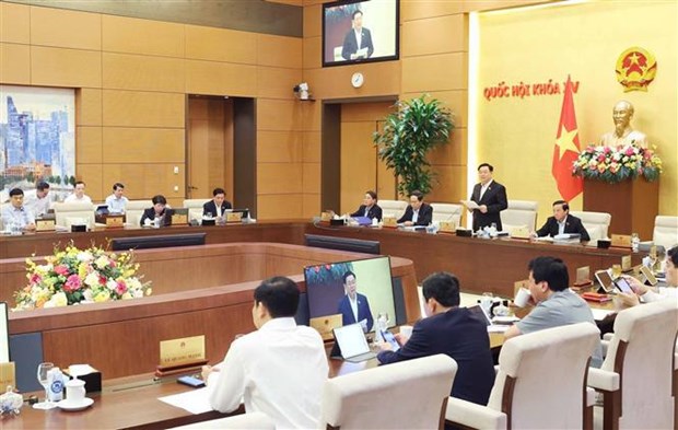 NA Standing Committee convenes law-making session hinh anh 1