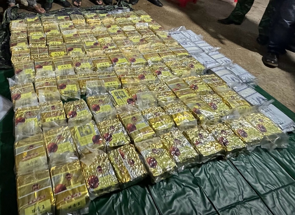 Customs seizes 100 kg of drugs hidden on passenger car