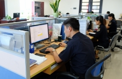 da nang customs bring the customs business partnership activities into practice