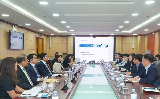 Foreign experts discuss ways to help Vietnam upgrade stock market hinh anh 1