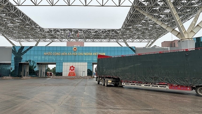 Quang Ninh Customs implements solutions to boost imports and exports