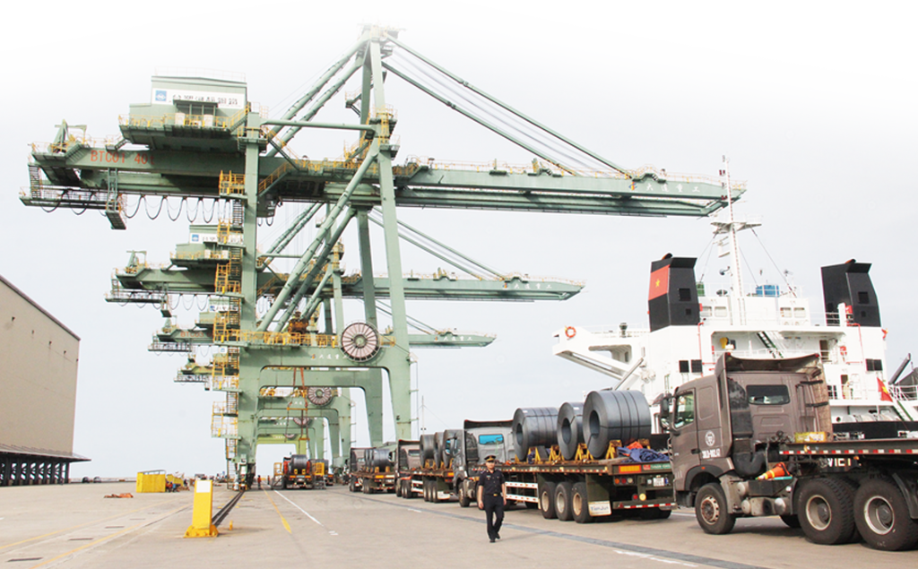 Ha Tinh Customs’ revenue in five months reaches 39.5% of estimate