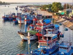 Ninh Thuan steps up IUU fishing combat