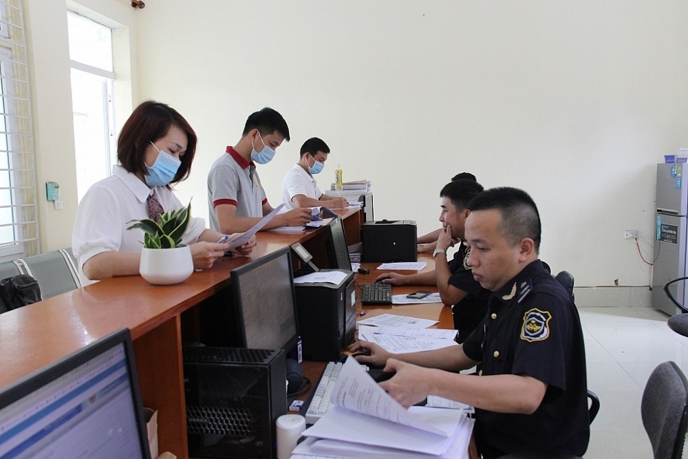 Ha Tinh Customs effectively implements Customs-Business partnership