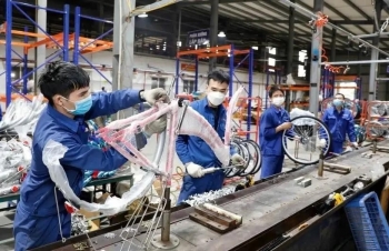 IMF projects Vietnam’s growth at nearly 6% this year