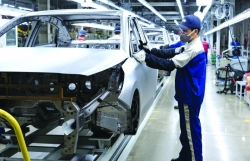 Proposal to reduce registration fees to restore growth of domestic automobile industry