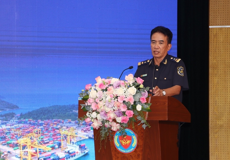 Deputy Director of Hai Phong Customs Department Nguyen Sy Trang speaks at the Conference. Photo: T.Binh.