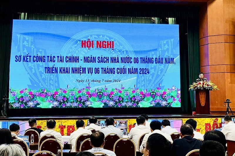 Deputy Director General of Vietnam Customs Nguyen Van Tho spoke at the Conference. Photo: HD