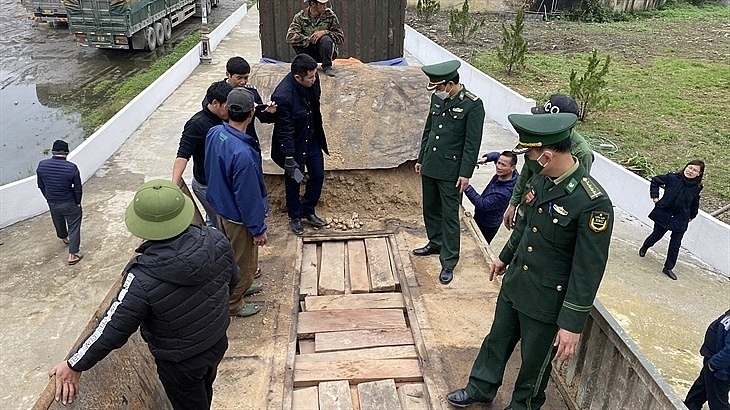 Nghe An Customs faces problems in handing confiscated evidence