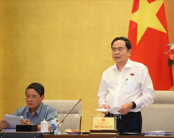 NA Chairman Tran Thanh Man speaks at the meeting (Photo: VNA)