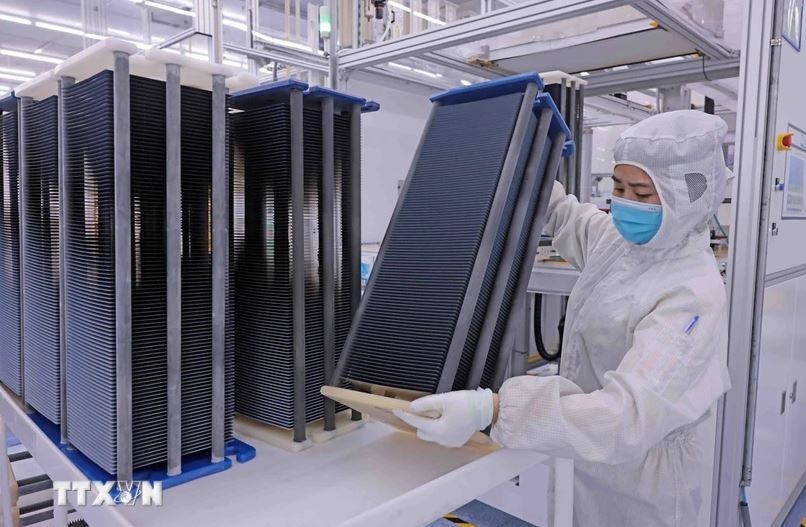 Production at a factory in Thai Nguyen province of the Chinese solar energy company Trina Solar. (Photo: VNA)