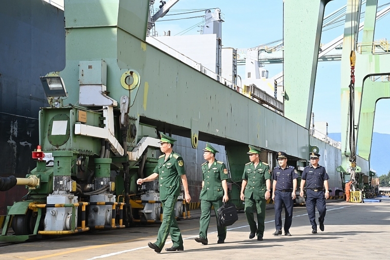 Customs and Border Guard at Vung Ang - Son Duong port patrol and control Son Duong seaport area. Photo: The Manh