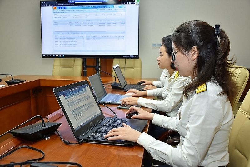 The Ministry of Finance proposes to allocate no more than 1% of the budget revenue to modernize the tax sector's IT. Photo: ST